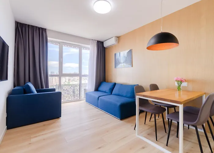 Petrovdom Panoramic City View Apartments At Rc Kvartet, Central Railway Station