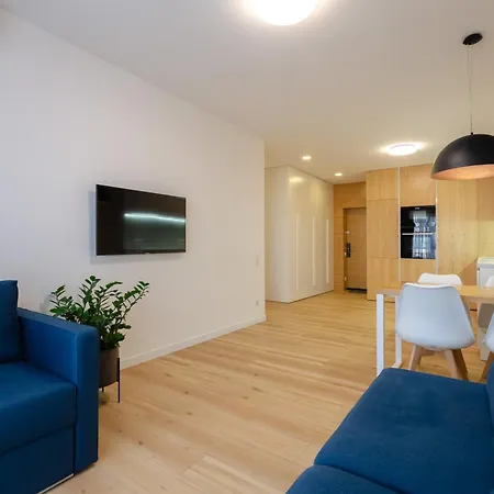 Petrovdom Panoramic City View Apartments At Rc Kvartet, Central Railway Station 基輔 外观 照片