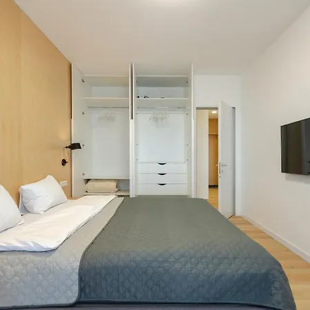 Petrovdom Panoramic City View Apartments At Rc Kvartet, Central Railway Station 基輔 外观 照片