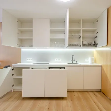 Petrovdom Panoramic City View Apartments At Rc Kvartet, Central Railway Station 基輔 外观 照片