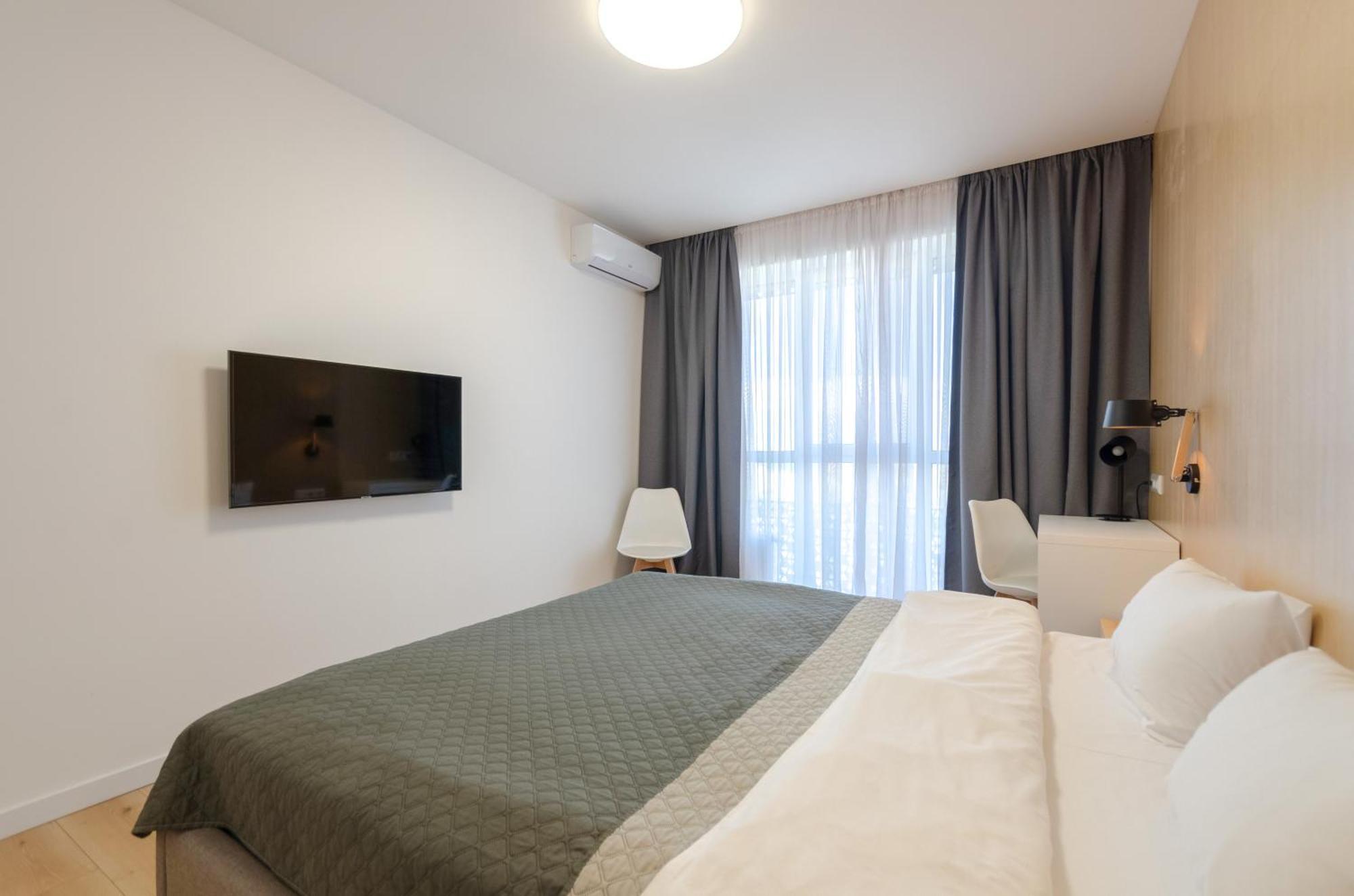 Apartment Petrovdom Panoramic View At Rc Kvartet, Railway Station Kyiv