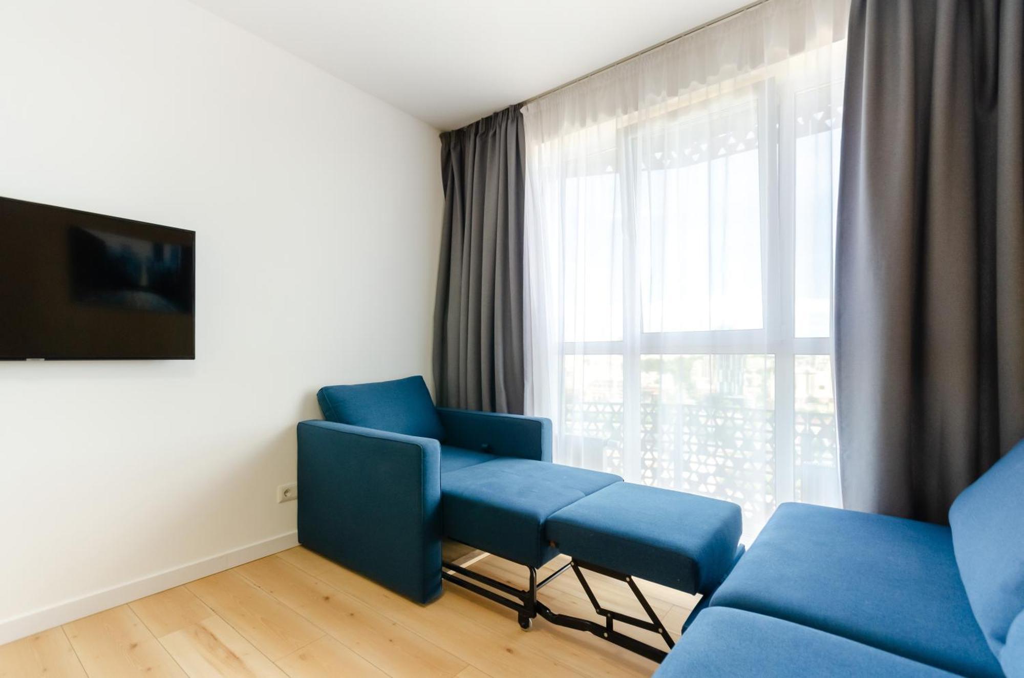 Petrovdom Panoramic View At Rc Kvartet, Railway Station Apartment *