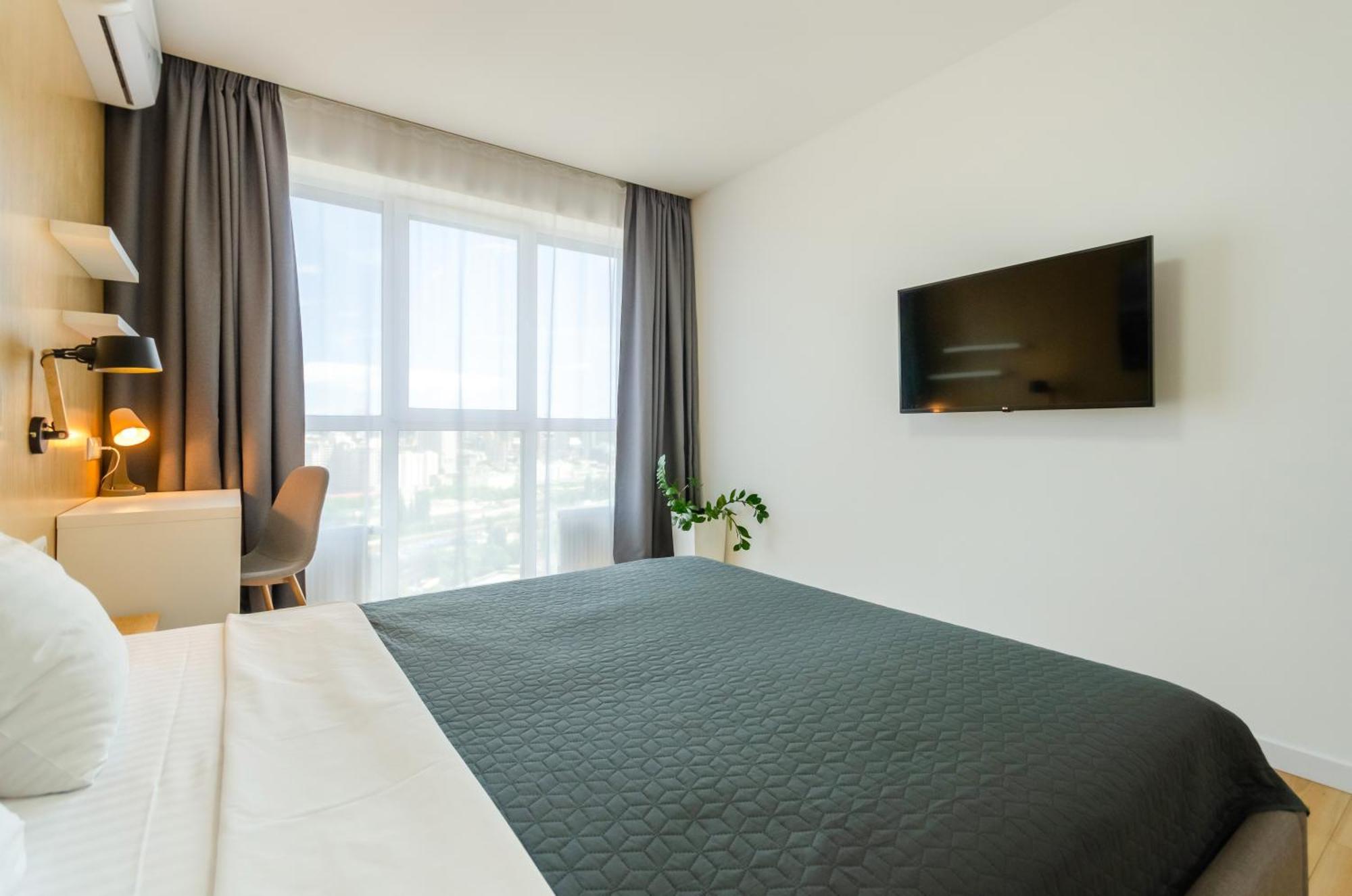 Apartment Petrovdom Panoramic View At Rc Kvartet, Railway Station